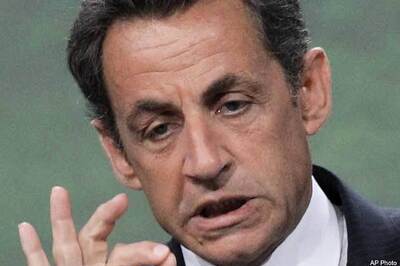 Sarkozy challenges Hollande to public debates