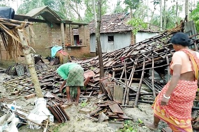 Amphan Relief Work: Allegations of Misuse of Funds against TMC Leaders, Mamata Orders Crackdown