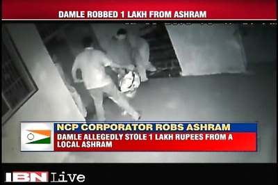 Caught on camera: NCP corporator robs Rs 1 lakh from Thane ashram