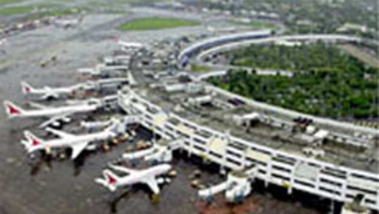 Two jets create scare at Mumbai airport