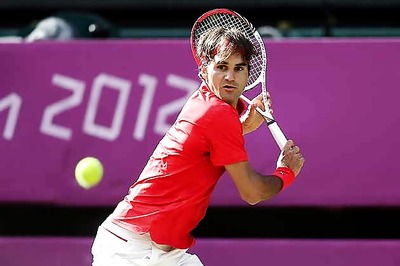 Olympics: Federer advances to semi-finals