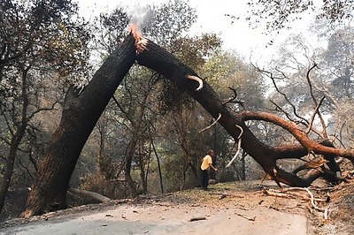 California Fires Claim 5 Lives, Threaten Thousands Of Homes