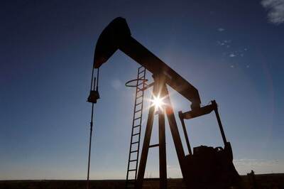Oil Prices Edge Higher on Surprise US Stock Drawdown, but Demand Concerns Linger