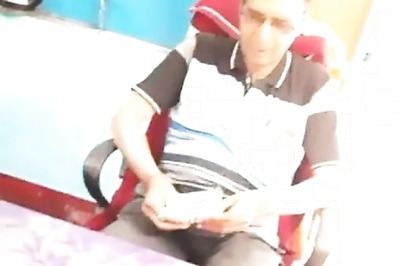 Jharkhand: Dhanbad Police Official Caught Taking Bribe, Video Goes Viral