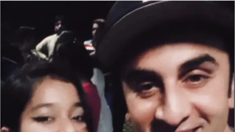 Ranbir Kapoor Delights Crew Member With a Cool Selfie On Sets of Animal; See Viral Pic