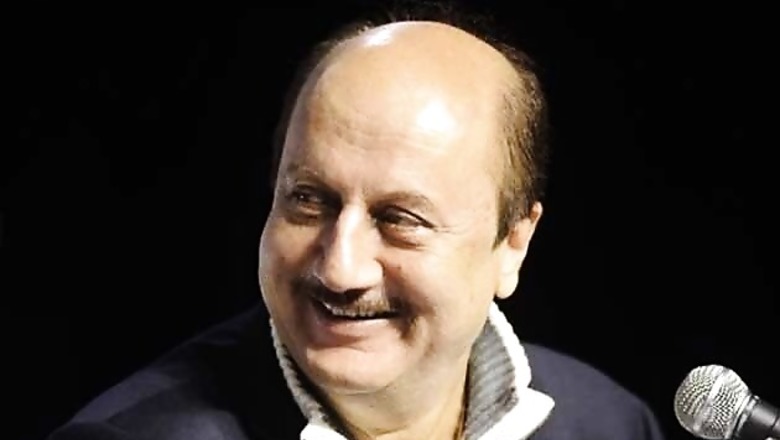 Tried level best to get Mr. Bachchan: Anupam Kher on his new show