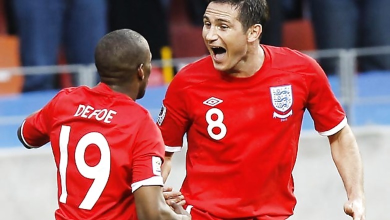 England hold nerve, reach last 16