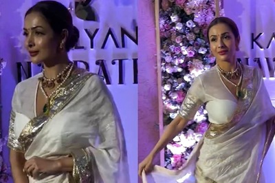 Malaika Arora Faces Trolling for Navratri Appearance Days After Father's Death; Fans Say 'That's Her Job'