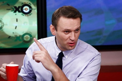 Putin Foe Alexei Navalny Given 5-Year Suspended Jail Term