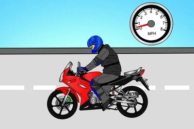 How to Do a Stoppie on a Motorcycle