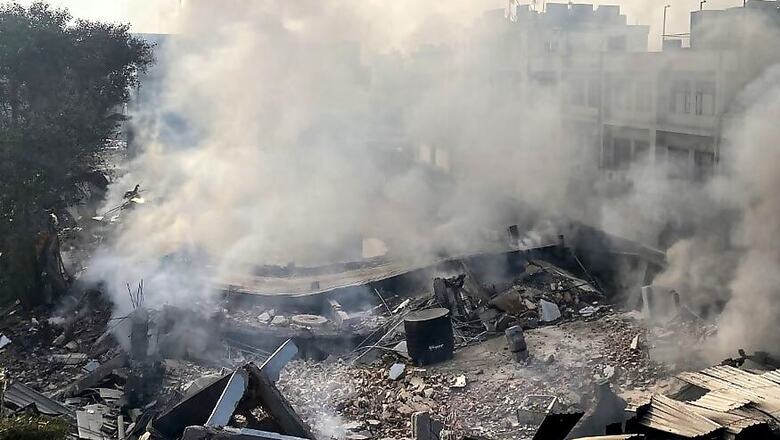 Three Killed, 19 Injured after Building Collapses in Pakistan-occupied Kashmir