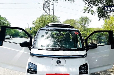 MG Comet EV Review: Electric Car that Leaves No Room for FOMO