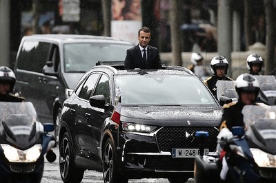 DS 7 Crossover First On-road Appearance at French President's Inauguration