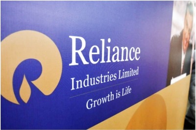Reliance Industries Generates 75,000 Jobs in Covid-19 Pandemic Year