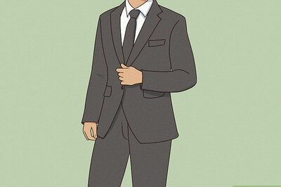 How to Dress for the Theatre