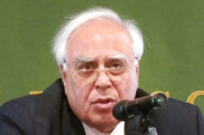 Kapil Sibal’s Gala Dinner for Opposition Parties Gives Food for Thought & A Clear Message