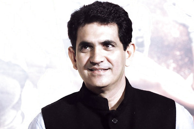 Didn't want to make a biopic again, but because of the story I changed my mind:  Omung Kumar on his biopic on Sarabjit