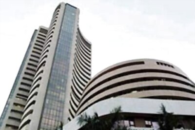 Sensex ends 132 points down; IT & infra fall, oil & gas gains