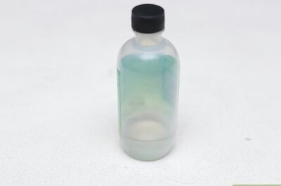 How to Thin Out Correction Fluid That Has Thickened Up