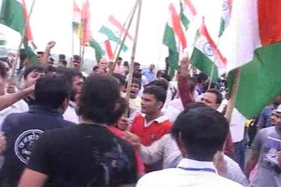 Protests in Orissa against Anna's arrest