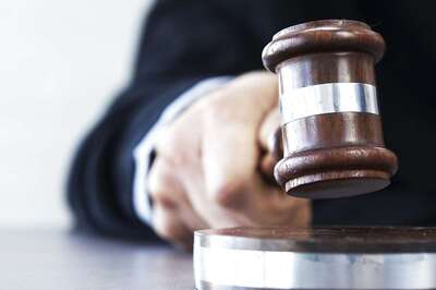 HC Grants Daughter's Custody to Mother Relocating Abroad, Says Court Can't Refuse Job Prospects of Woman