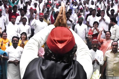 SP Chief Akhilesh Yadav Dissolves All Party Fronts, Units in Aftermath of UP Assembly Poll Loss