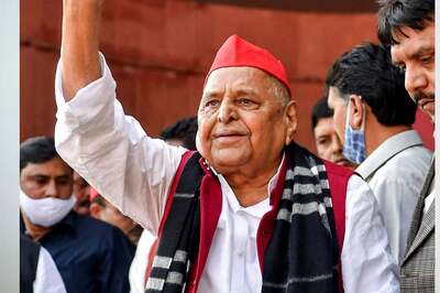 By Conferring Padma Vibhushan on Mulayam, Govt Has Made Mockery of His Stature, Contributions: SP Leader
