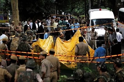 'Give death certificate to Delhi HC blast victim's kin'