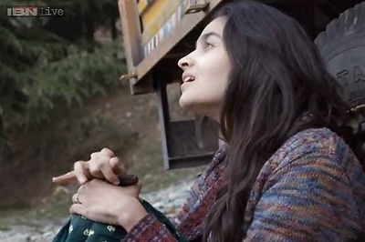 Why have Alia Bhatt, Randeep Hooda been missing 'Highway' journey?