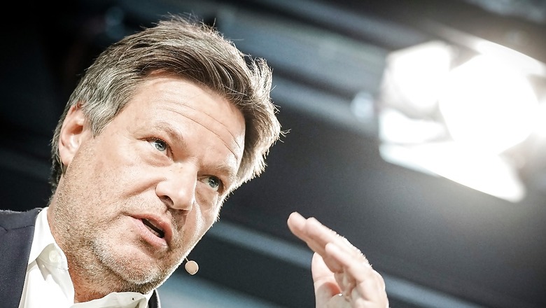 Can't Decouple from China, But Diversification is of Highest Importance: German Economy Minister Habeck