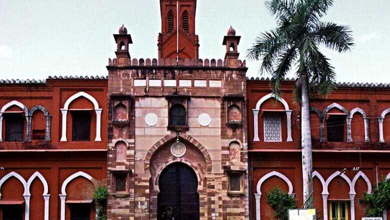 No Shorts, Slippers Outside Rooms; Only Sherwani or Kurta for Functions: AMU Advisory
