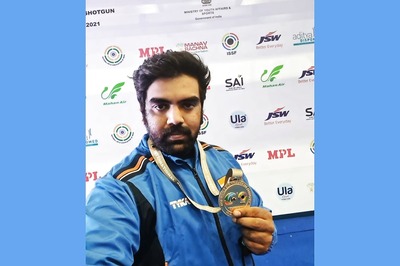 New Delhi Shooting World Cup Gold Medallist Campaigns for Mother in Tamil Nadu's Srirangam