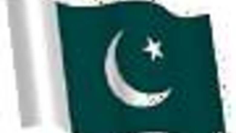 Boy drinks water at mosque, Pak Hindus attacked