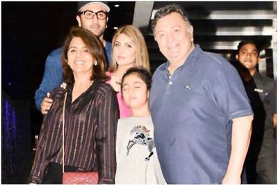 Neetu Kapoor Shares Family Photo with Heartbreaking Caption