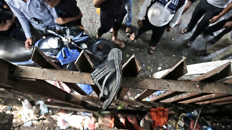 Mumbai Stampede: 'Crowd Mistook vendor's Phool Gir Gaya as Pul Gir Gaya'