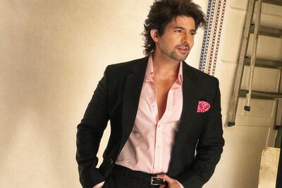 Indian Idol 14: Hussain Kuwajerwala Returns As Host After 8 Years