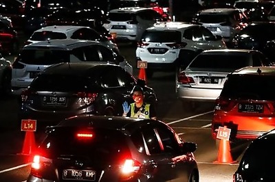 Indonesia Drive-in Concert Delivers Live Music As Coronavirus Rages