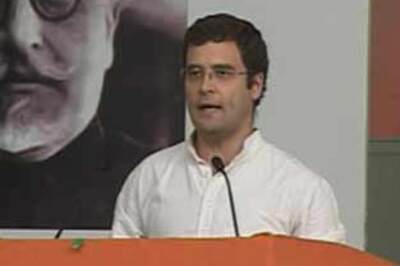 Rahul turns Gandhian, quotes the Mahatma