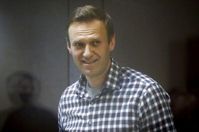 Putin's Most Prominent Opponent Navalny Could 'Die Any Minute', Say Doctors