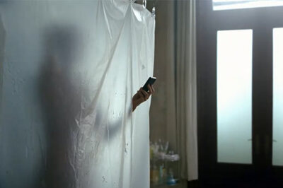 Microsoft phone ads spoof smartphone addiction