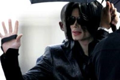 Michael Jackson retains ownership of Neverland