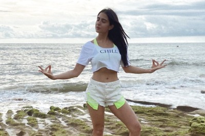 Sara Ali Khan Says 'Hakuna Matata' as She Chills on the Beach