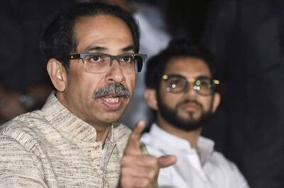 Uddhav Assures of No Salary Cuts, Says Healthcare Workers and Cops Will Get Priority
