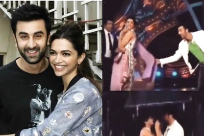 Ranbir Kapoor Pulls Deepika Padukone's Pallu, Holds Hands As They Dance To Pyar Hua Ikrar Hua | Viral