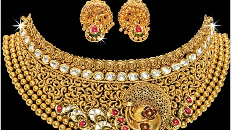 Gold Price Today Below Rs 48,000; Over Rs 8,000 Down from Record High. Should you Buy?