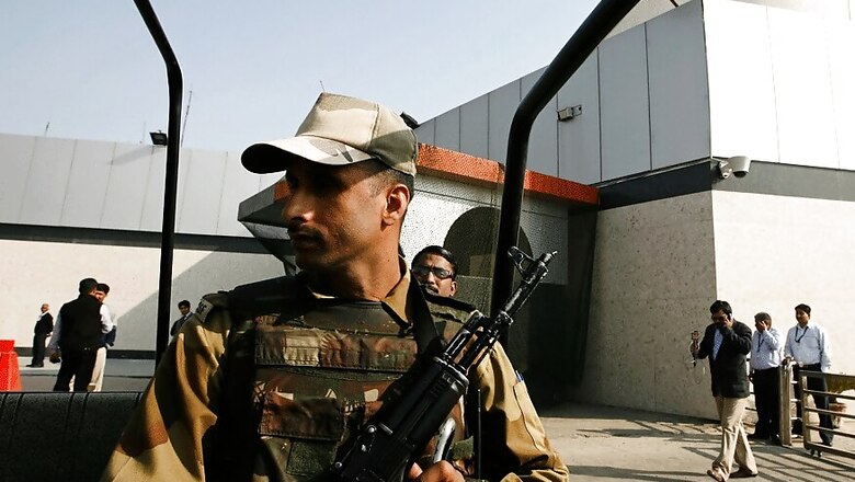 CISF Jawan Injured after Militants Hurl Grenade at Security Forces' Camp in Srinagar
