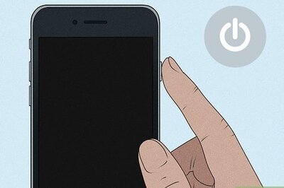 How to Clean Your Phone Screen the Right Way