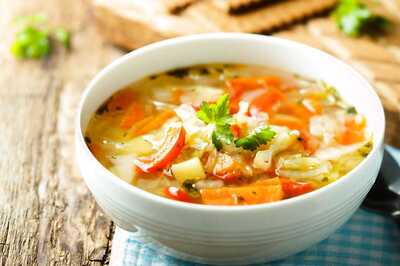 5 Nutritious Soups to Keep You Warm and Increase Your Immunity