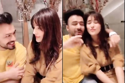 Bigg Boss 13 Contestant Shehnaz Gill Flirts with Tony Kakkar in New TikTok Video, Watch Here
