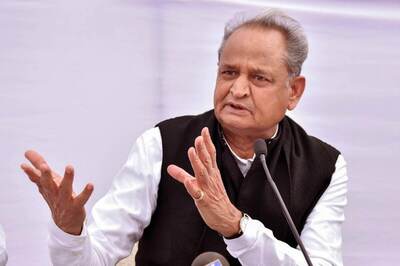 Gehlot Asks PM Modi to Stop 'Tamasha' Going on in Rajastha, Alleges 'Horse Trading' Rates on the Rise